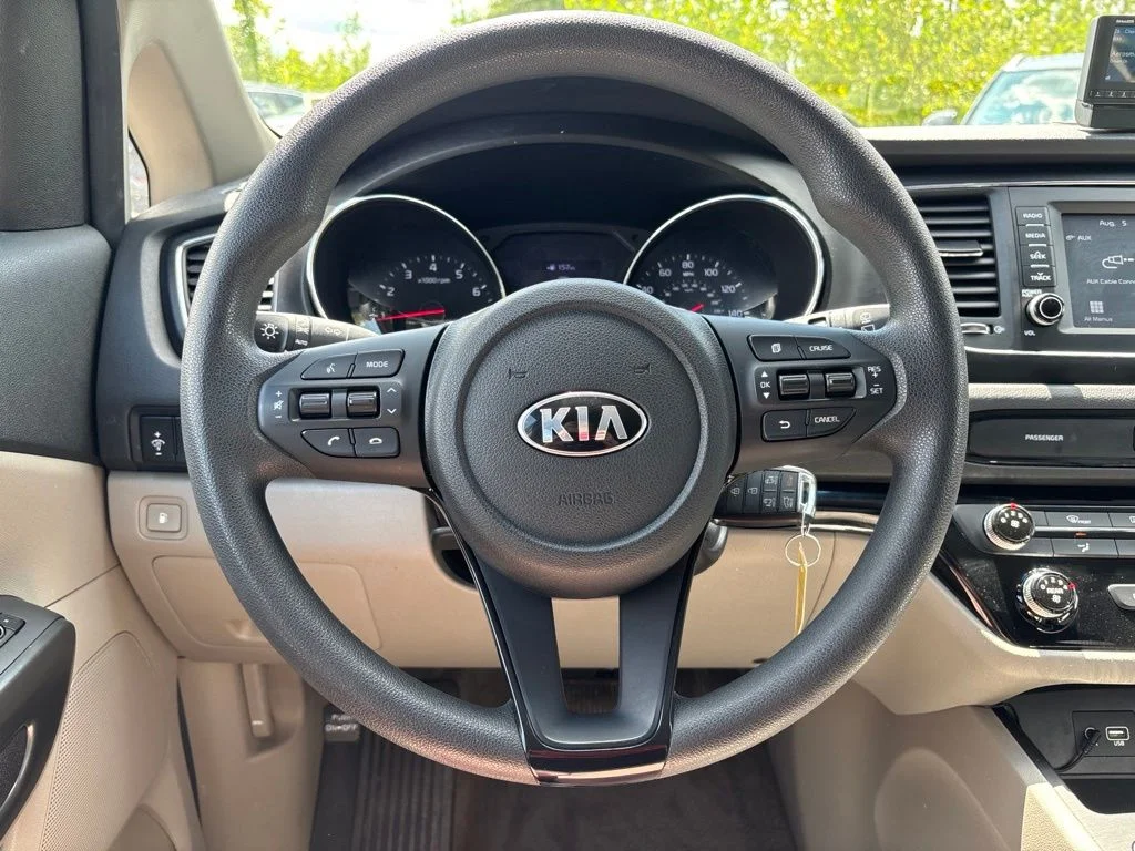 Used 2020 Blue Kia LX image 20