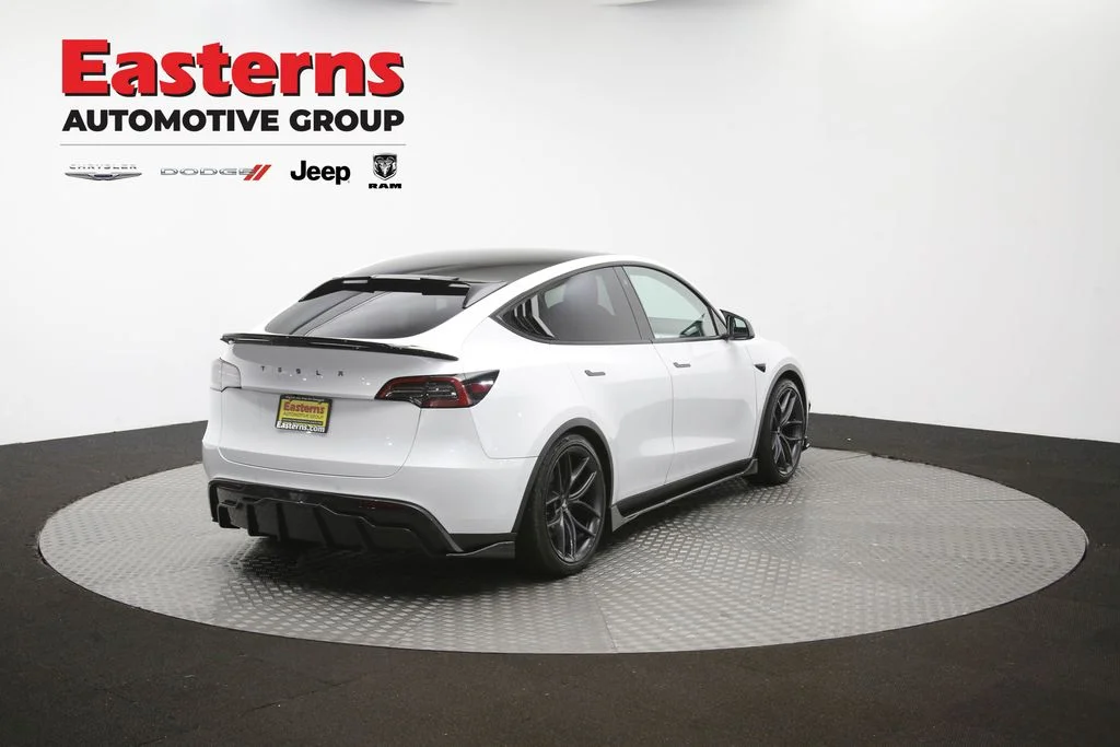 Used 2022  Tesla Performance image 36