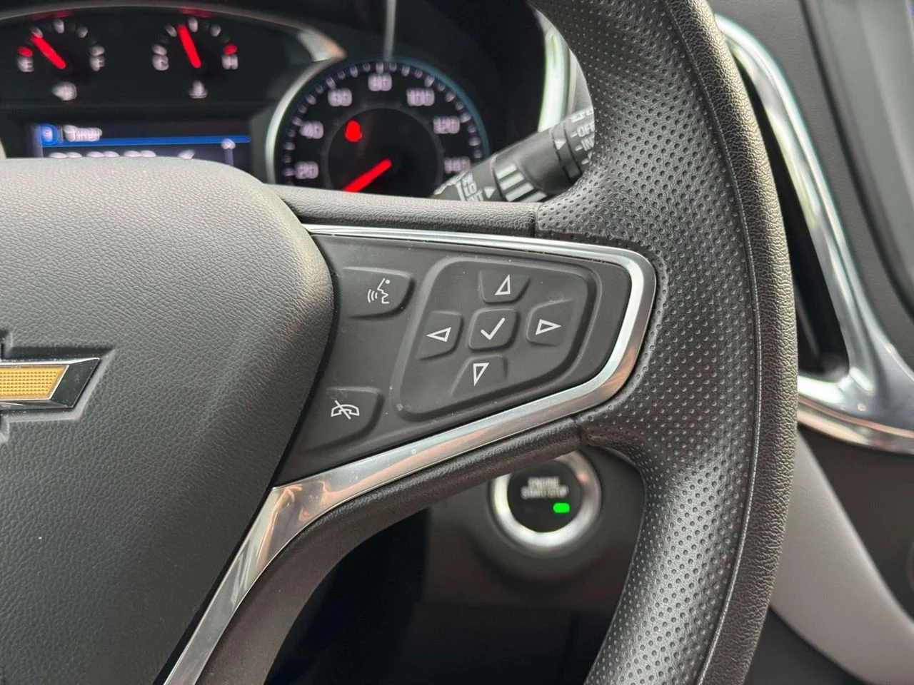Used 2023 Sterling Gray Metallic Chevrolet FWD LS image 25