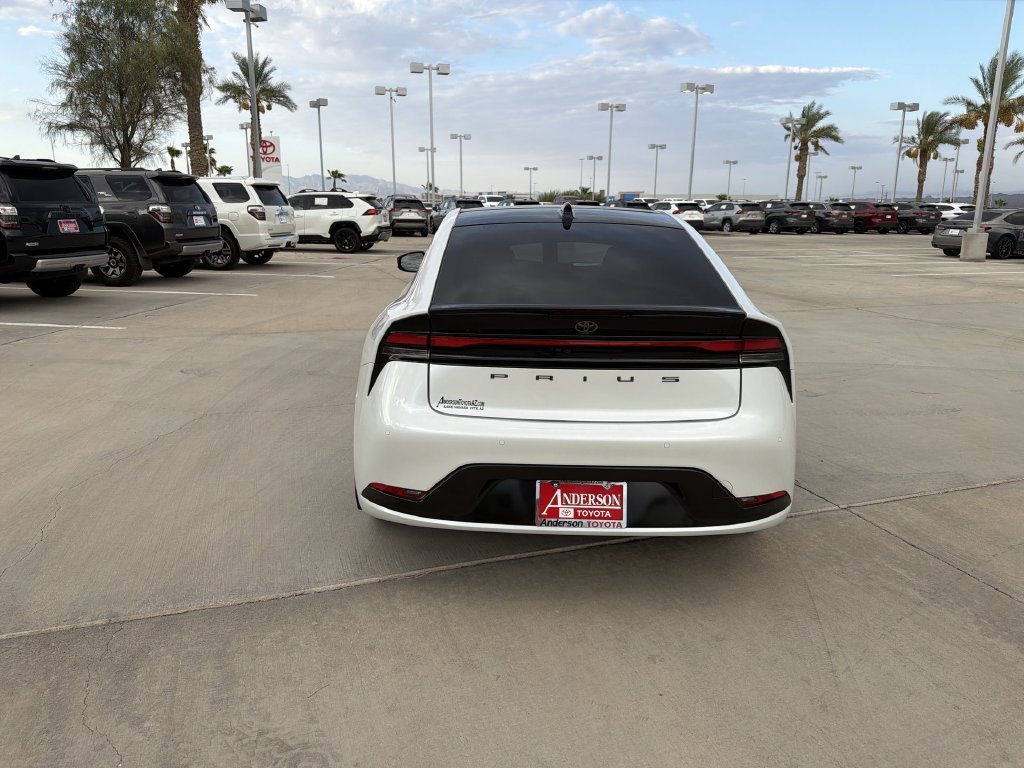 2025 Toyota Prius Limited - Photo 6