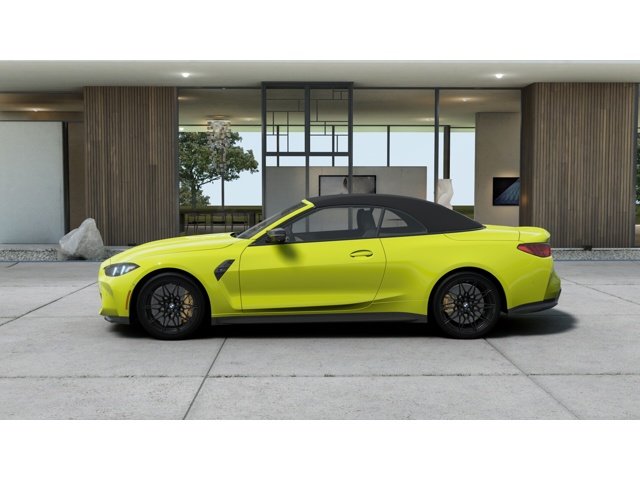New 2026 Sao Paulo Yellow BMW Competition xDrive image 4