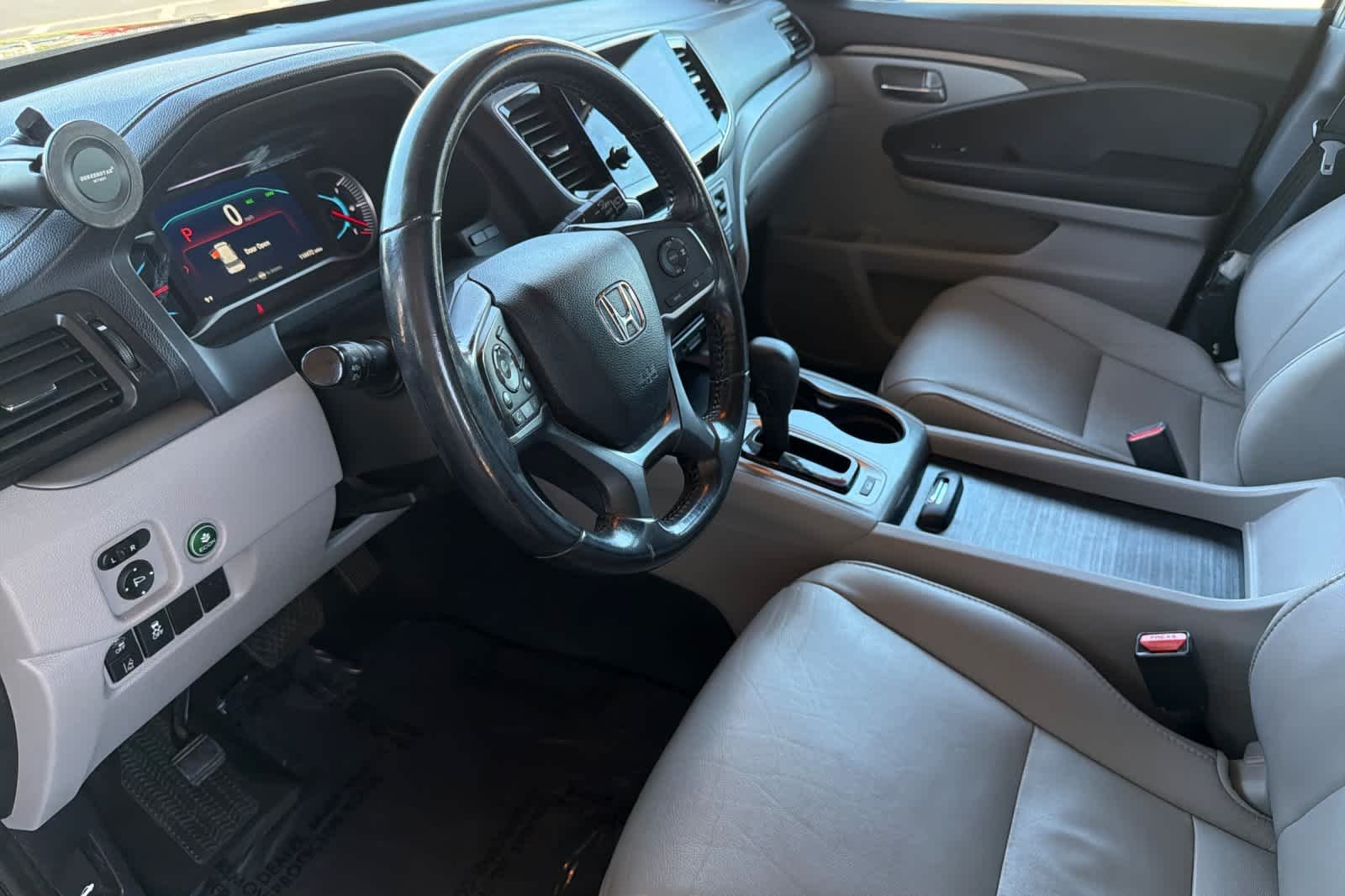 Used 2019 Obsidian Blue Pearl Honda EX-L image 11