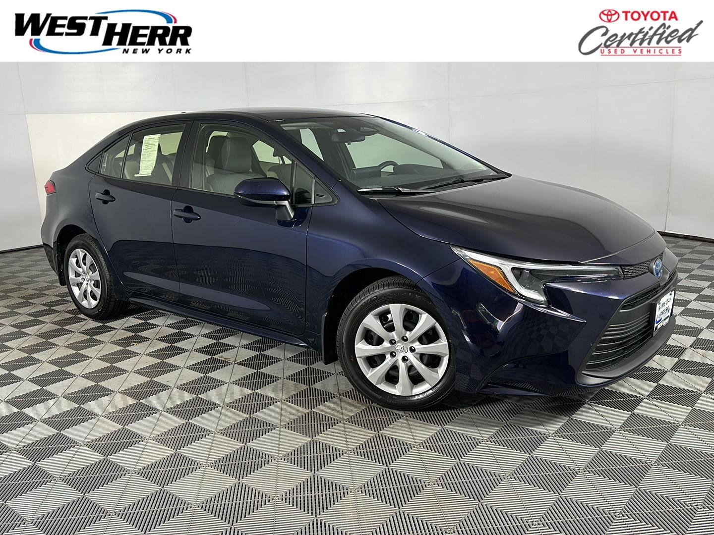 Certified Used 2025 Blueprint Toyota Hybrid LE image 1