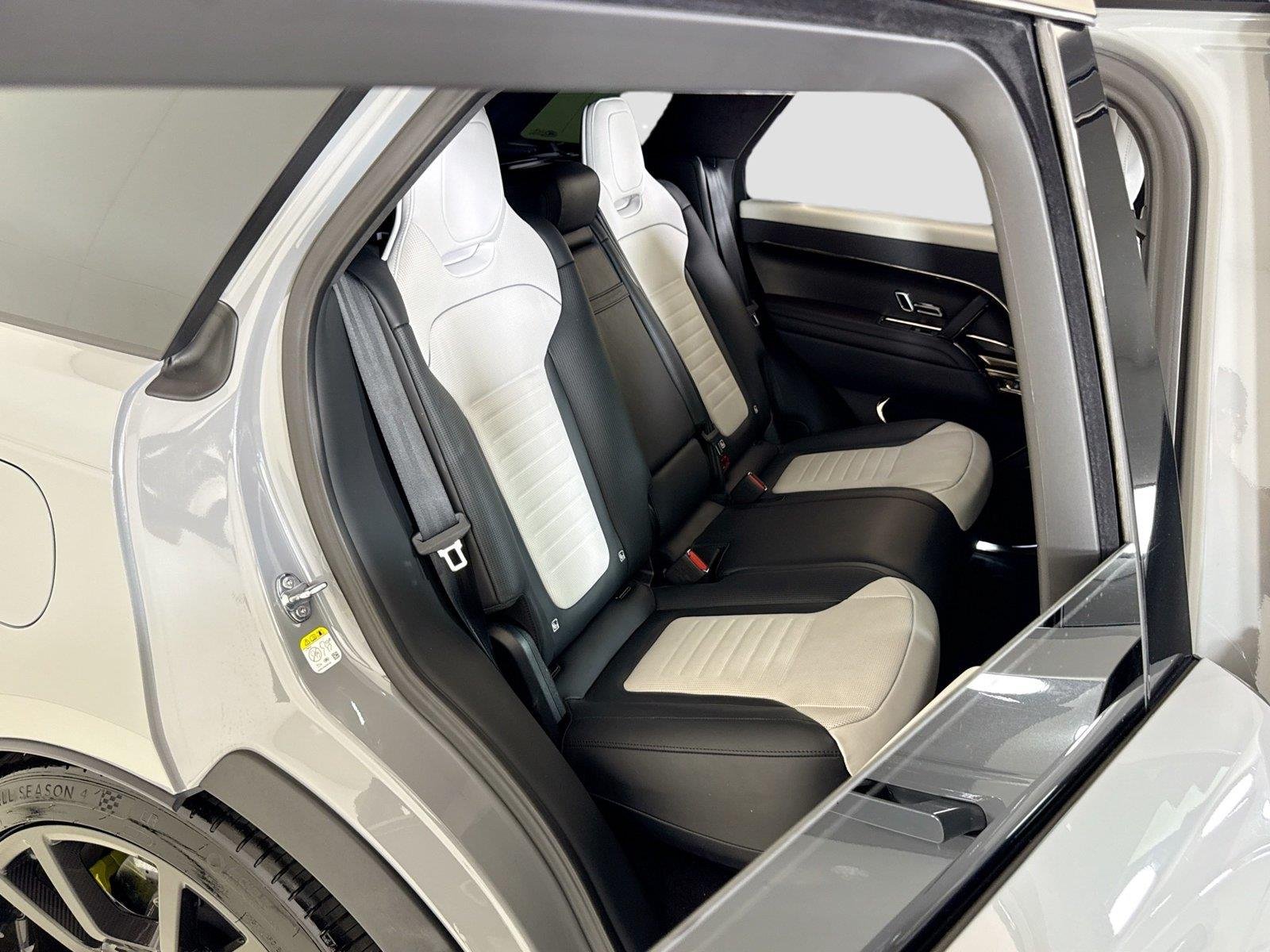 Used 2025 Nardo Grey Land Rover SPORT SV Edition Two | Carbon Fiber Wheels | 360 Camera image 31