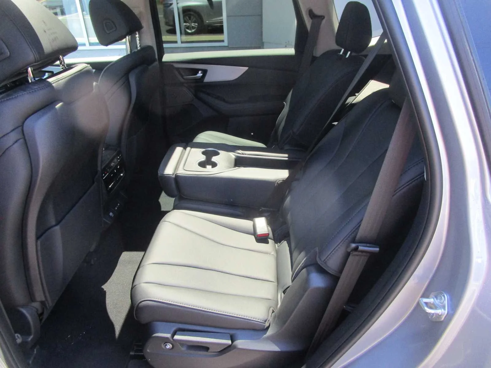 Certified Used 2026 Solar Silver Metallic Acura  image 9