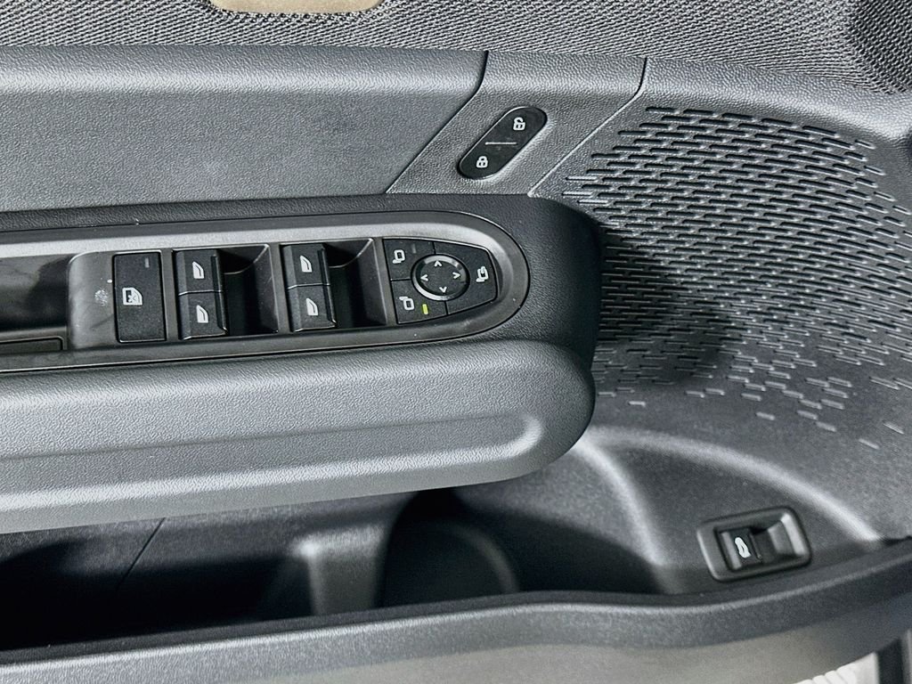 2026 MINI Countryman SE - Photo 17