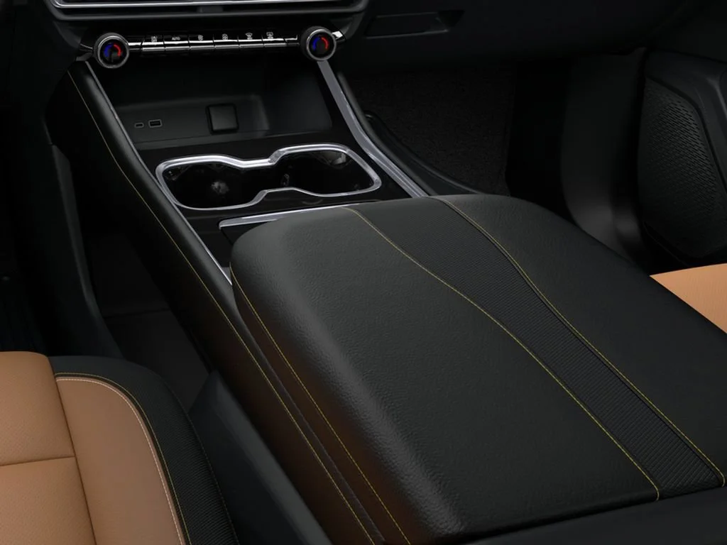 2027 Chevrolet Traverse Z71 - Photo 7