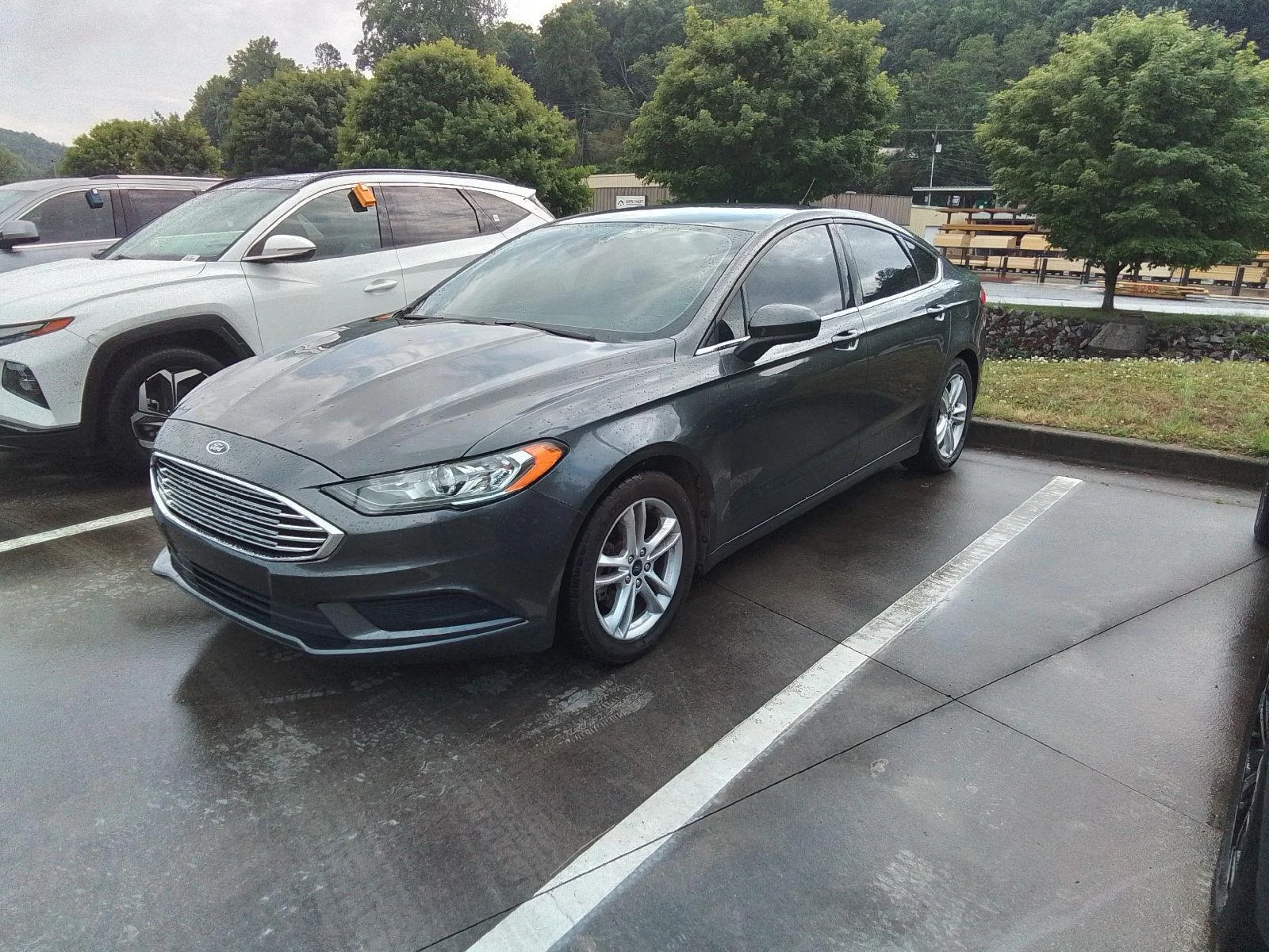 2018 Ford Fusion SE FWD's photo