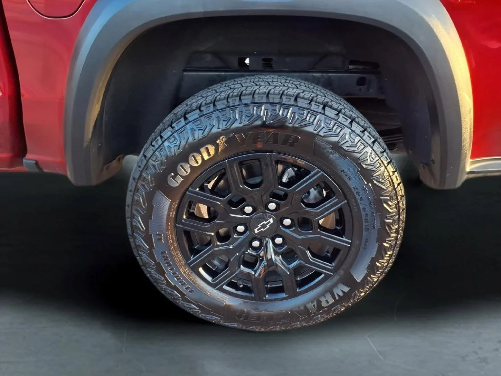 Used 2026 Red Chevrolet Trail Boss image 13