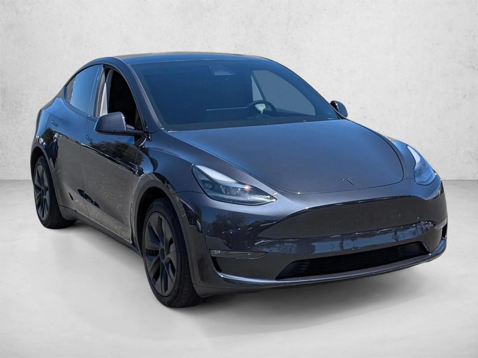 Used 2024 Stealth Grey Tesla Long Range image 3