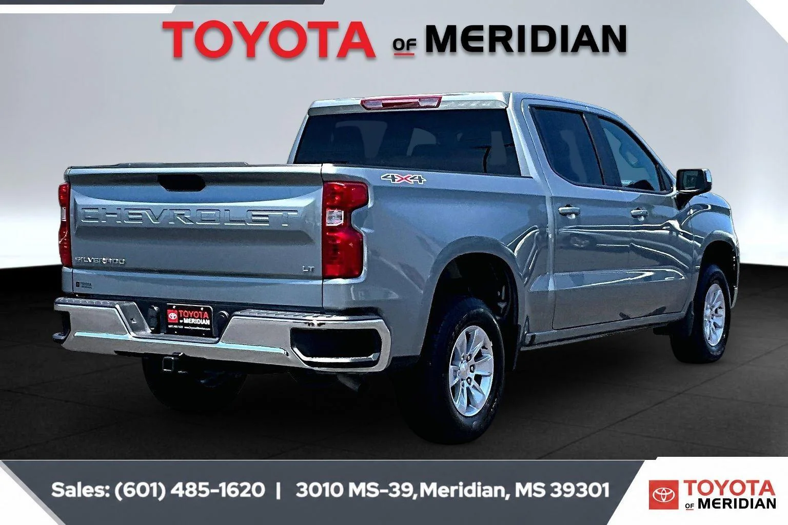 Used 2026 Sterling Gray Metallic Chevrolet LT image 11