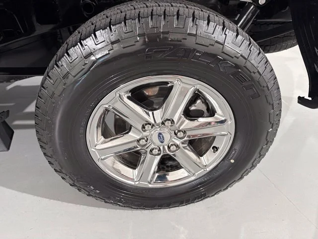 Used 2025 Black Ford XLT image 6