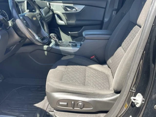 Used 2020 BLACK Chevrolet LT image 16