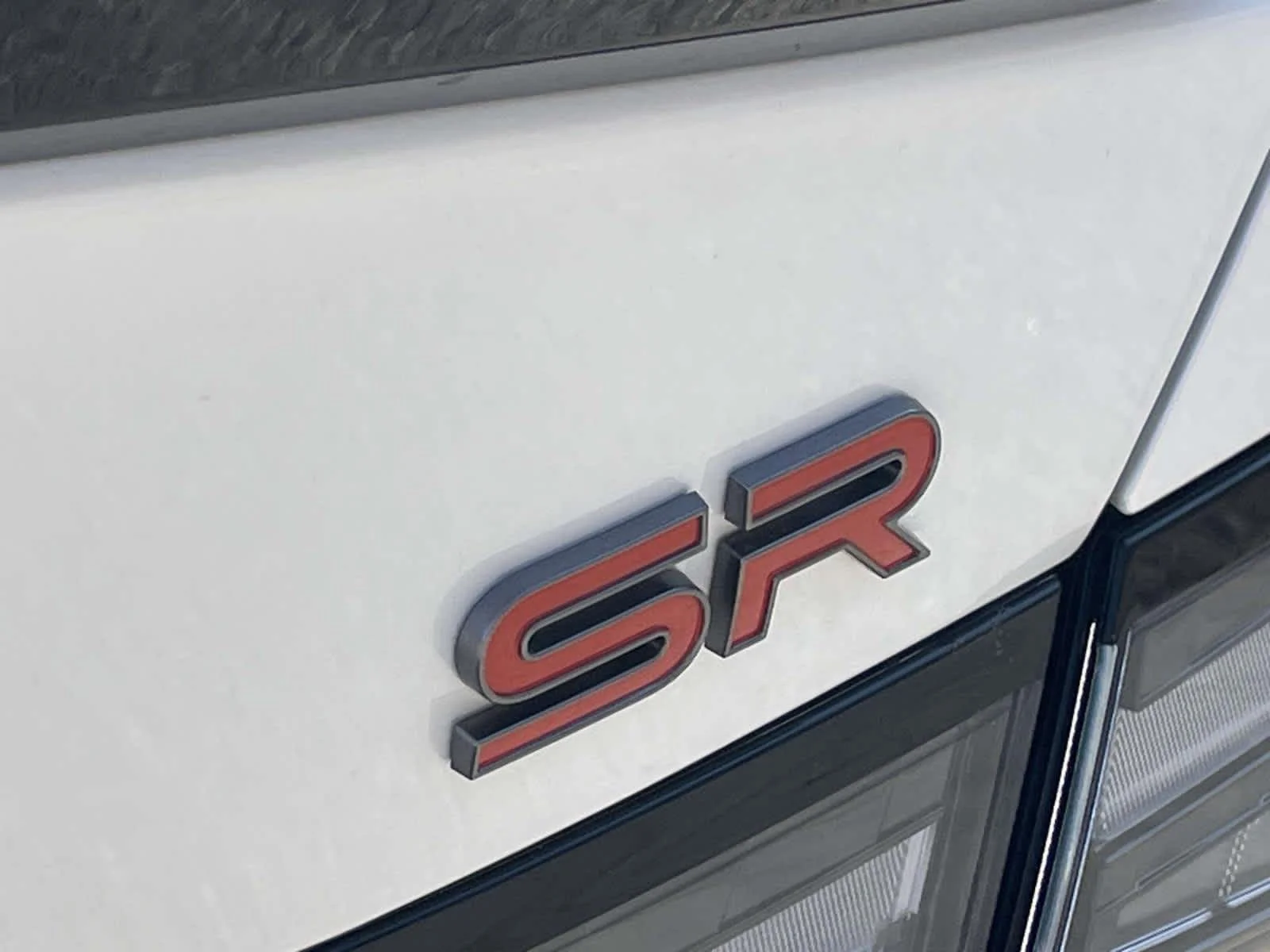 New 2026 Aspen White Tricoat/Super Black Nissan SR image 14