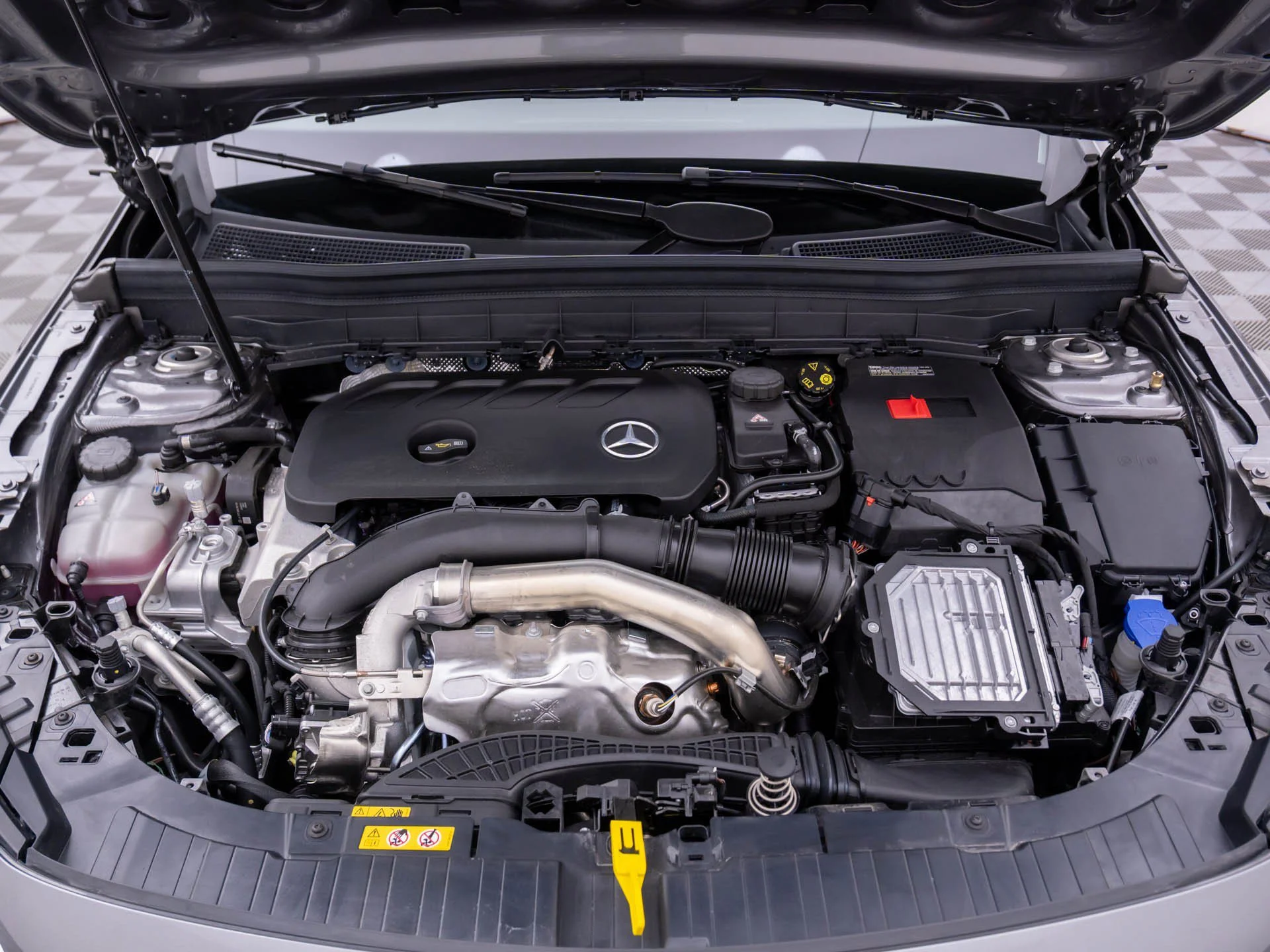 New 2026 Gray Mercedes-Benz GLB 250 image 33