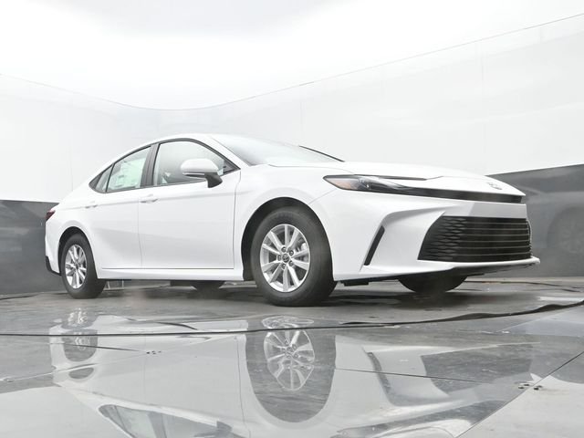 New 2026 Ice Cap Toyota LE image 22