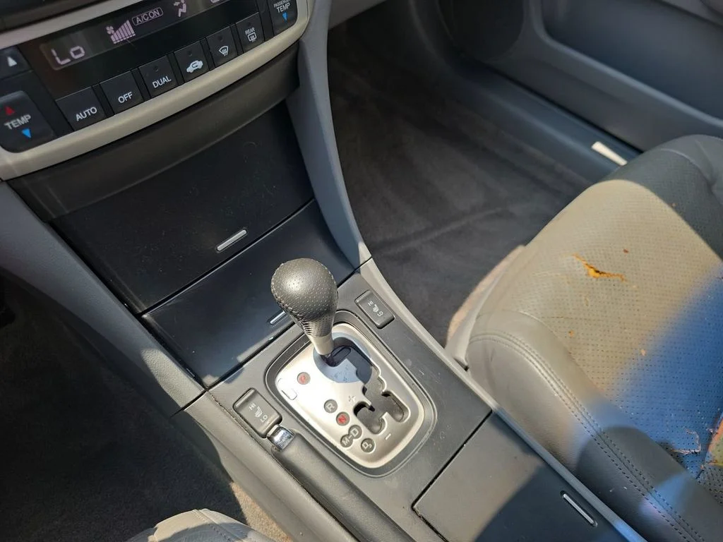 Used 2008 Silver Acura Base image 20