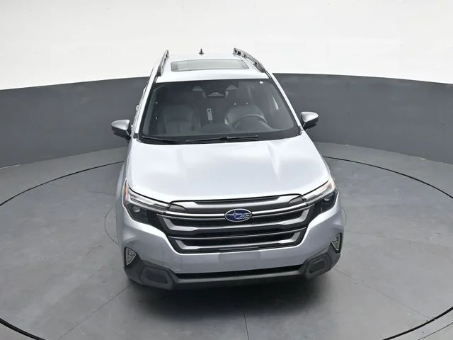 Used 2025 Silver Subaru Limited image 29