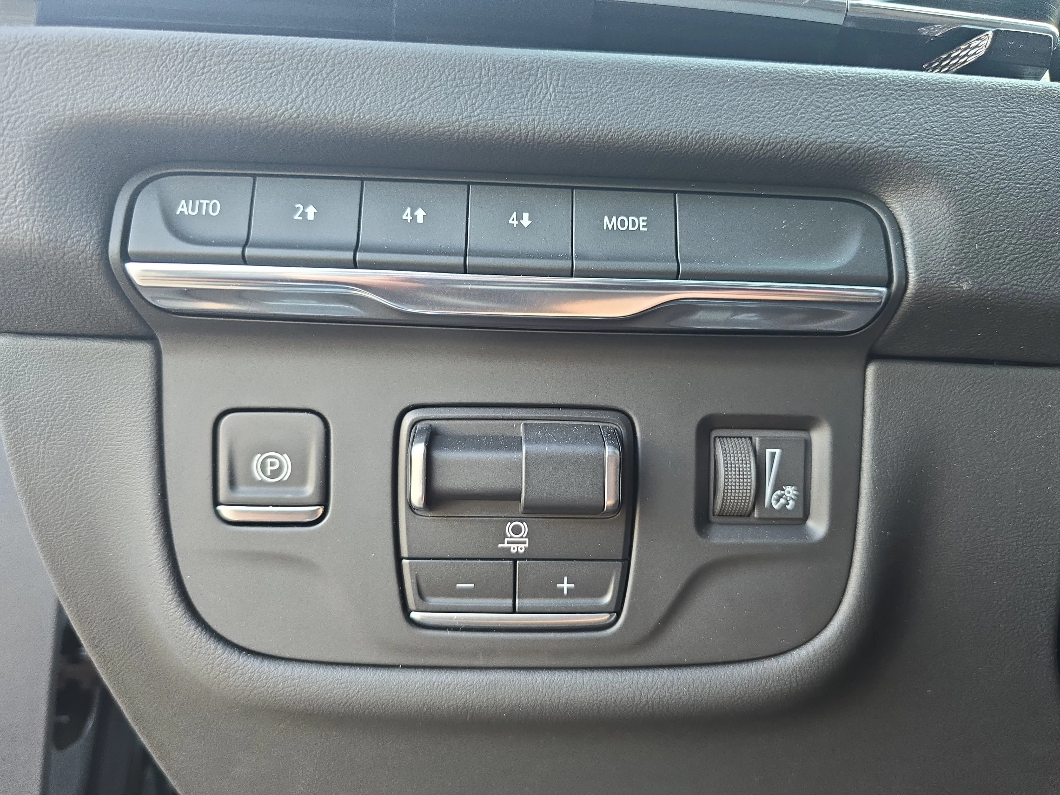 2025 Cadillac Escalade ESV Premium Luxury - Photo 30