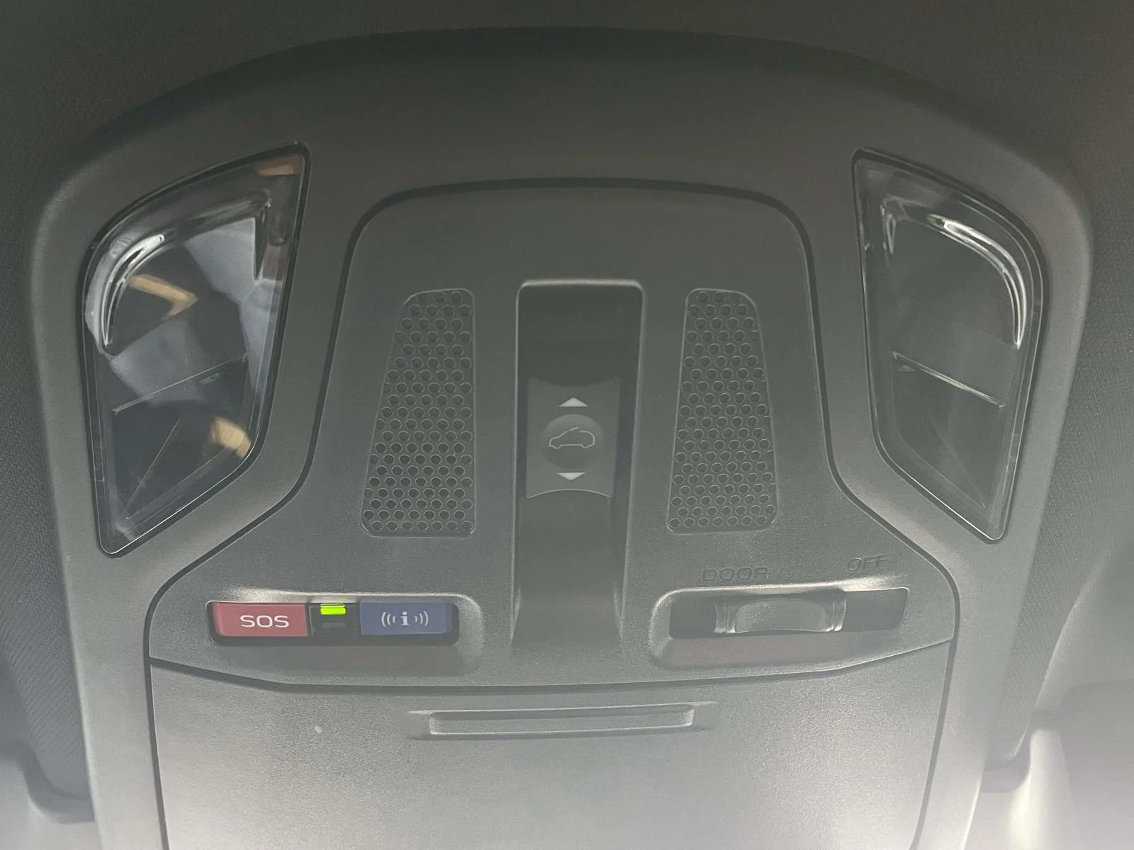 Used 2025 Ice Silver Metallic Subaru Wilderness image 21