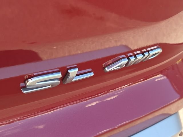 Used 2023 Scarlet Nissan SL image 5