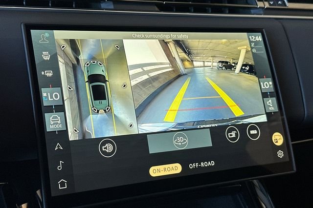 New 2026 Borasco Grey Land Rover Dynamic SE image 19