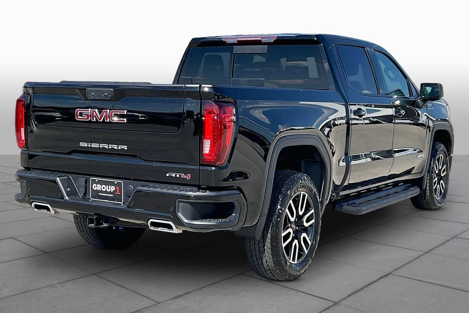 Used 2023 Onyx Black GMC AT4 image 13