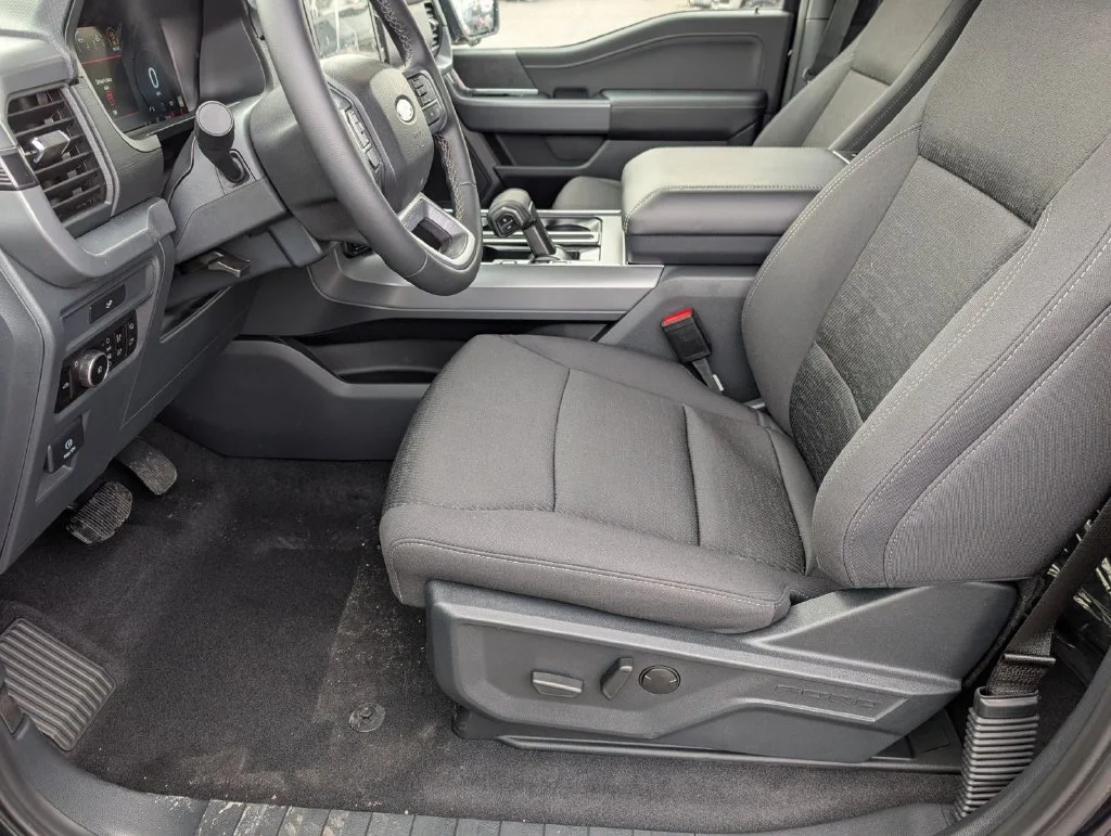 New 2026 Antimatter Blue Metallic Ford XLT image 23