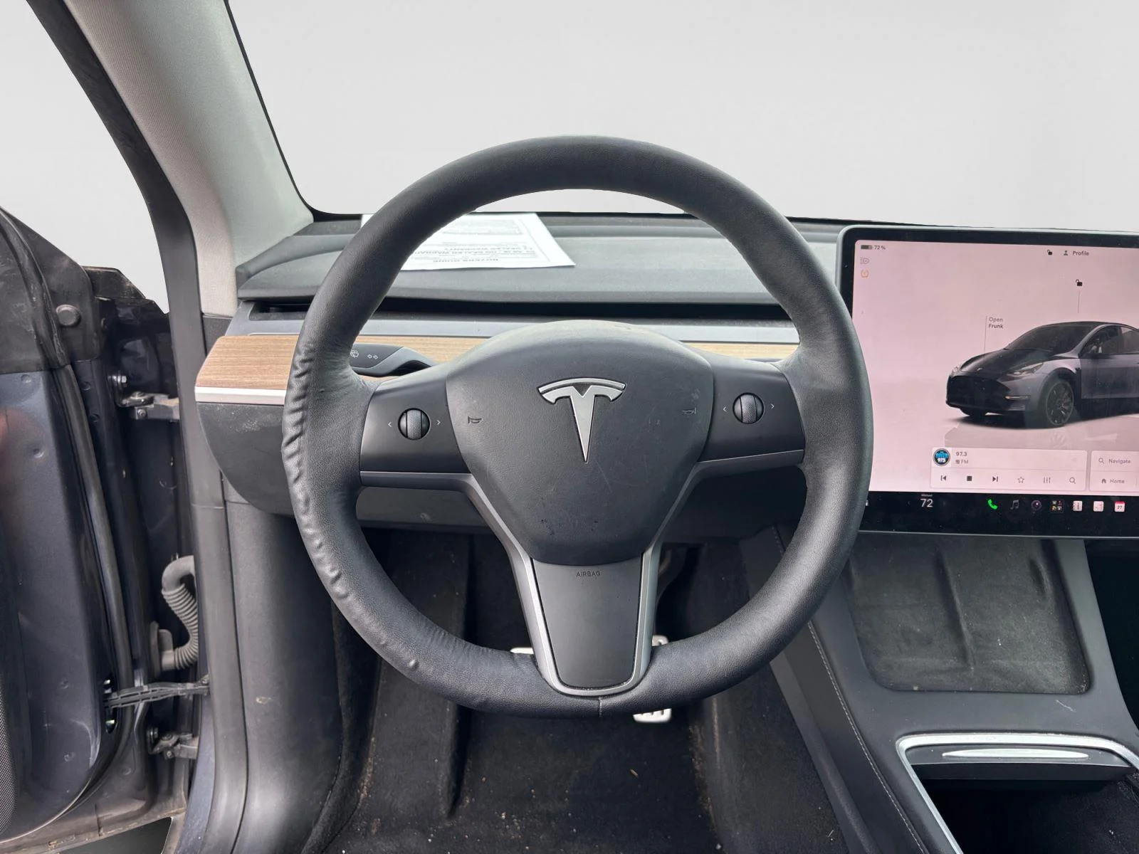 Used 2023  Tesla Performance image 11