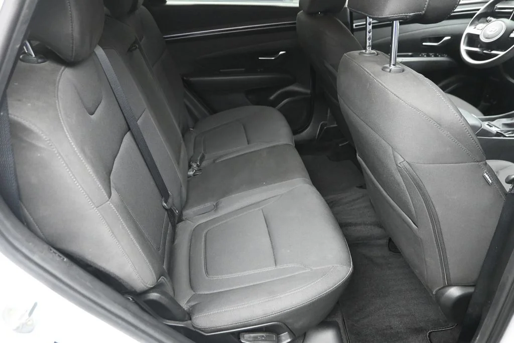Used 2022 Gray Hyundai SEL image 10