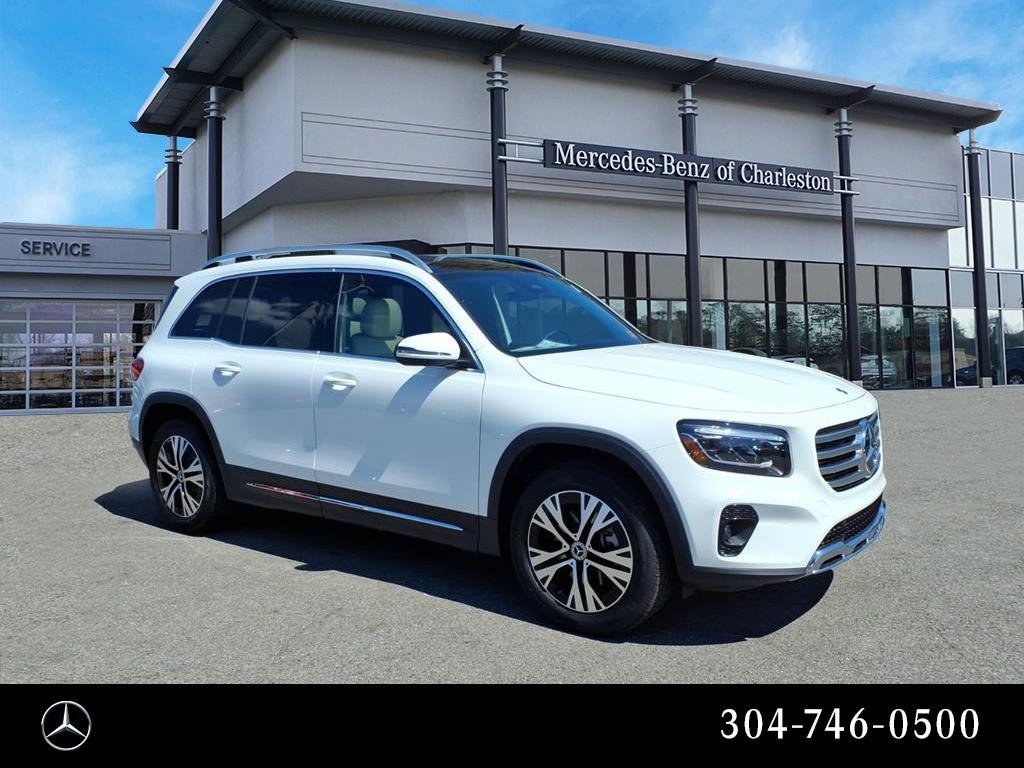 2026 Mercedes-Benz GLB GLB 250 4MATIC's photo