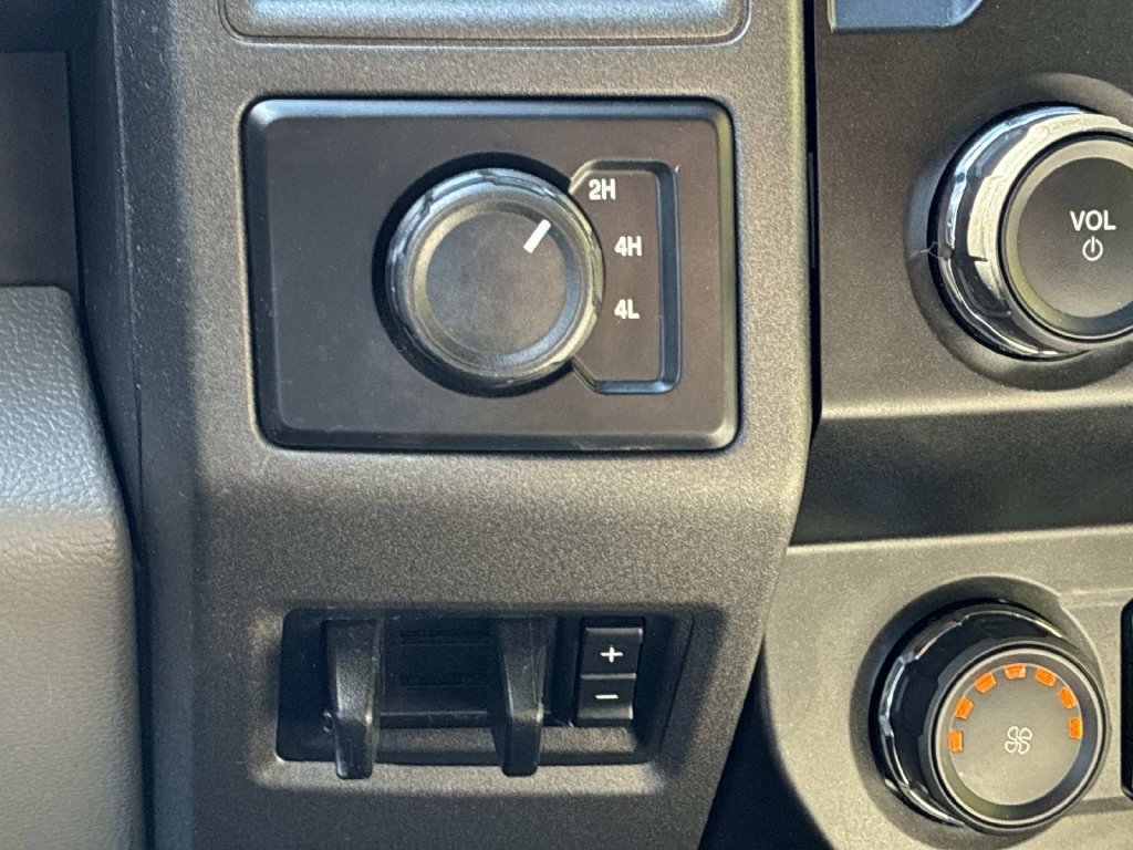 Used 2022 White Ford XL image 30