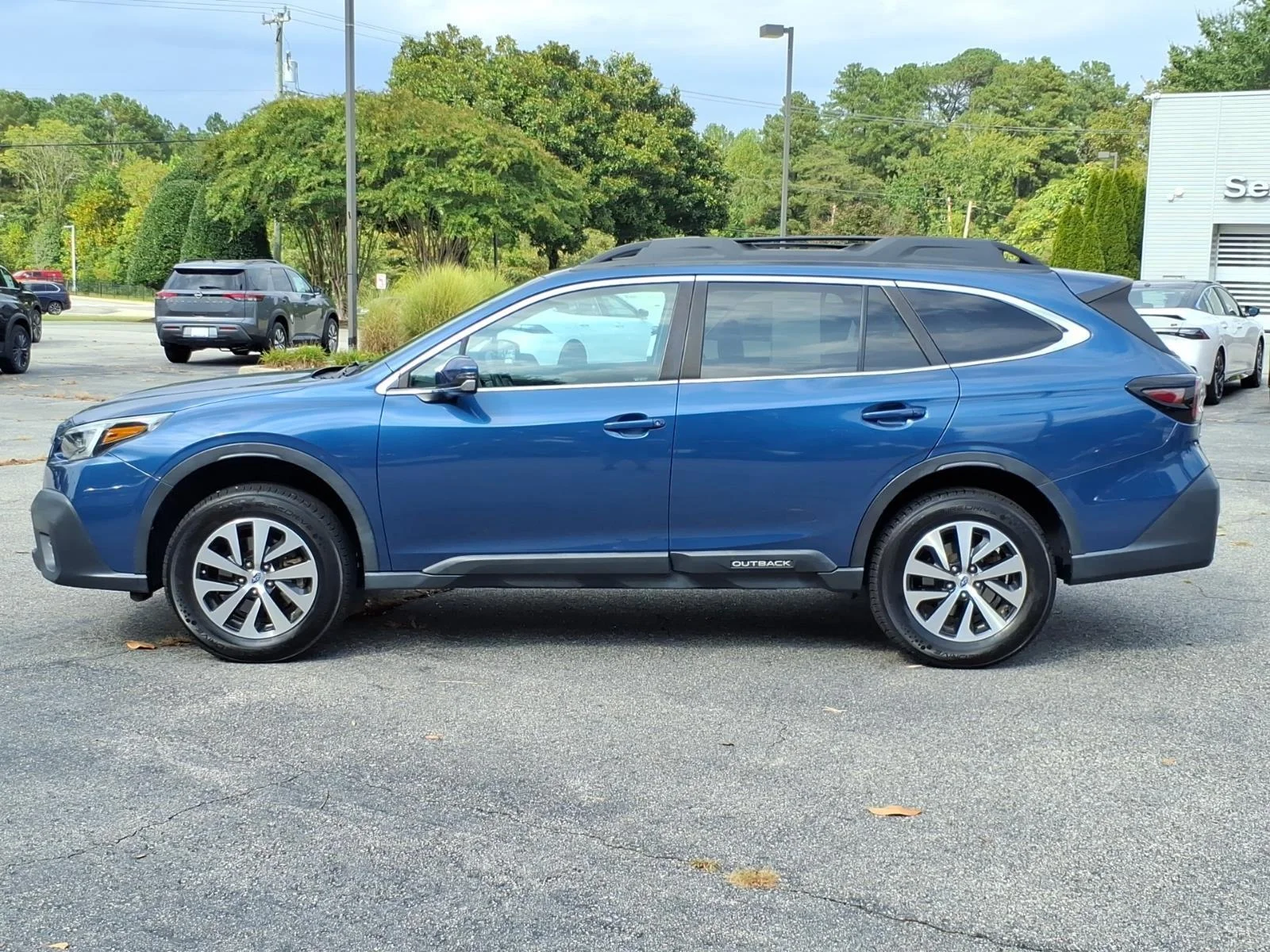 Used 2022 Abyss Blue Pearl Subaru Premium image 3