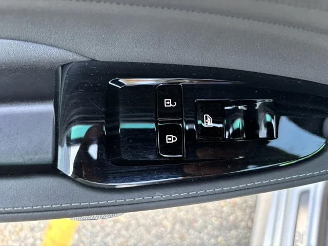 Used 2023 Bianco Astro Metallic Maserati GT ~Heads Up Display ~ Premium Plus Package !!! LOADED !!! image 44