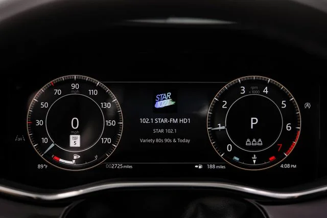 2026 Jaguar F-Pace R-Dynamic S - Photo 23