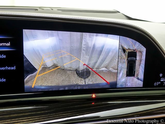 Used 2021 Black Cadillac Premium Luxury image 20