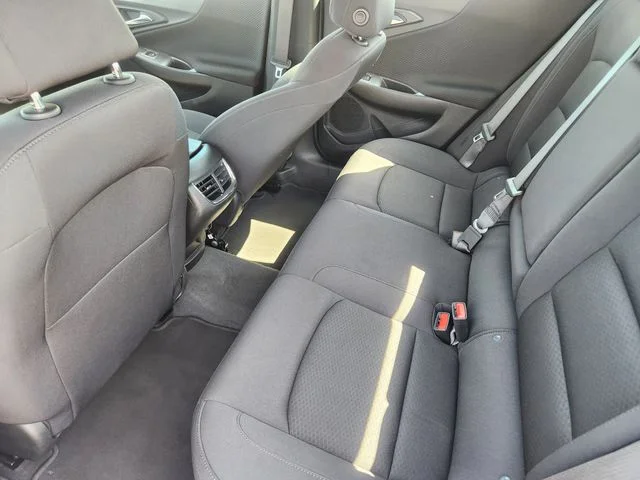 Used 2024 Summit White Chevrolet LT image 32