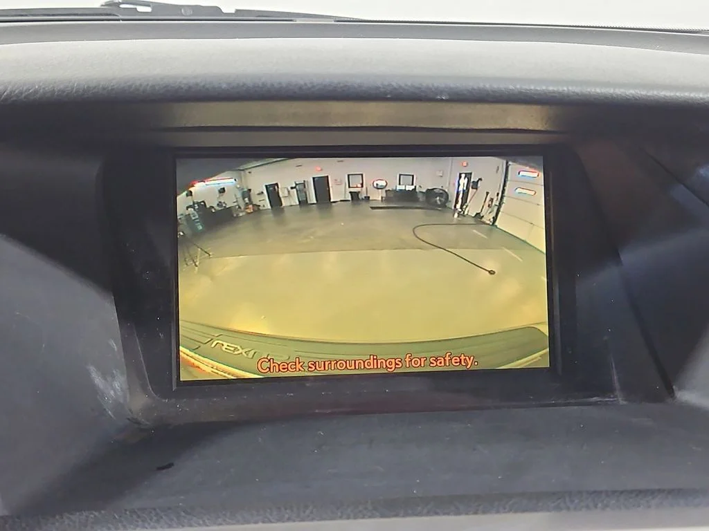 Used 2010  Lexus 350 image 20