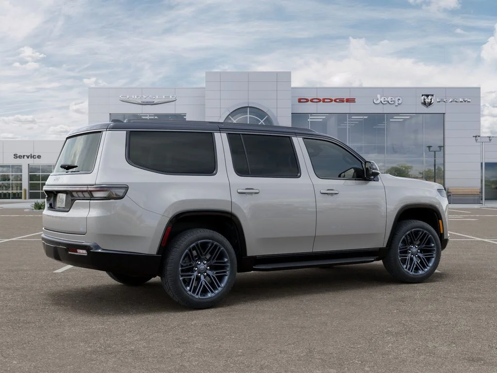 New 2026 Silver-Zynith Exterior Paint Jeep 85th Anniversary Edition image 4
