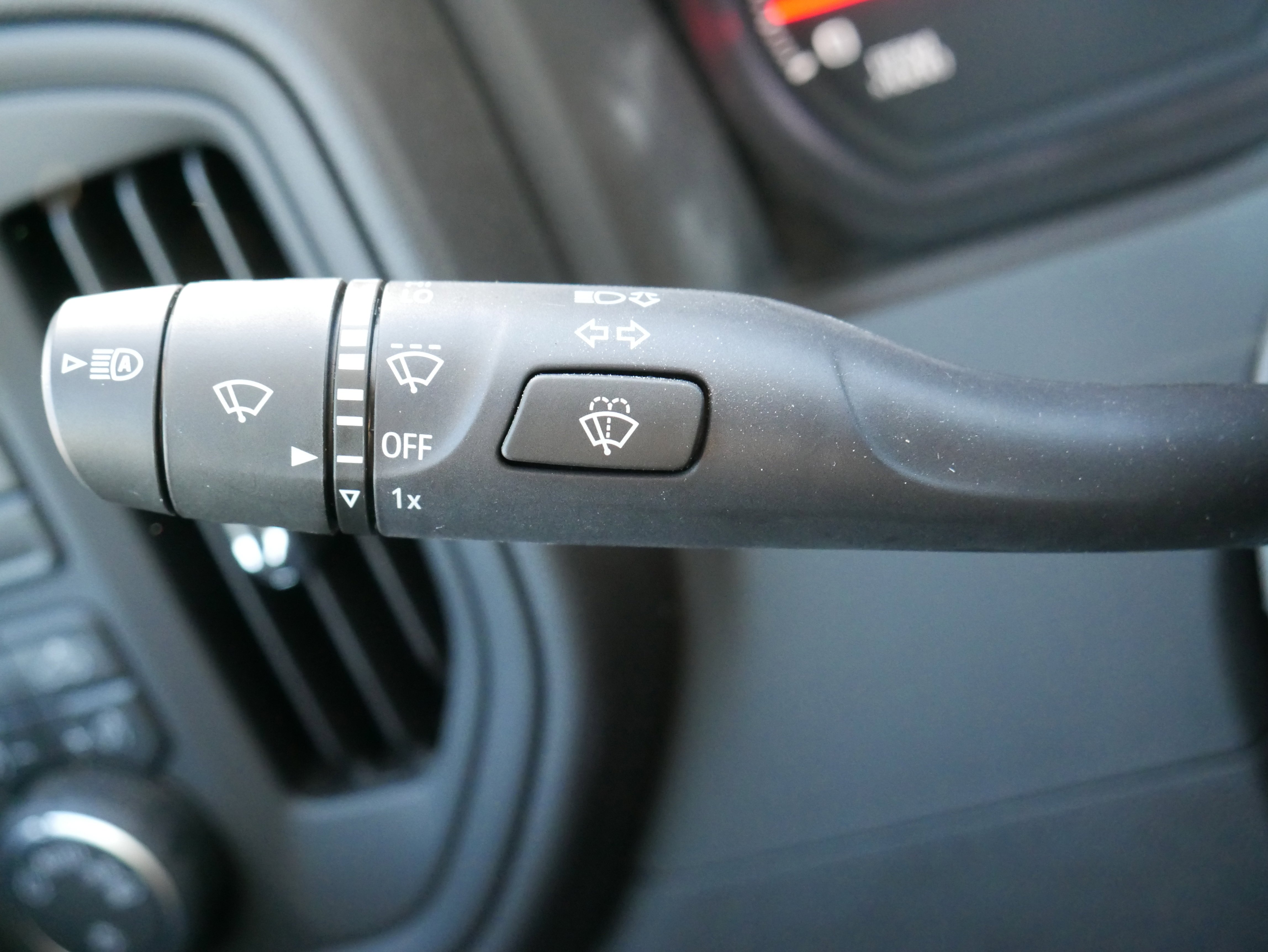 2025 Chevrolet Silverado 3500 HD Work Truck - Photo 30