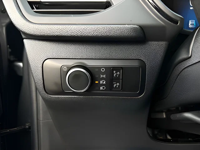 Used 2025 Gray Ford ST-Line image 12