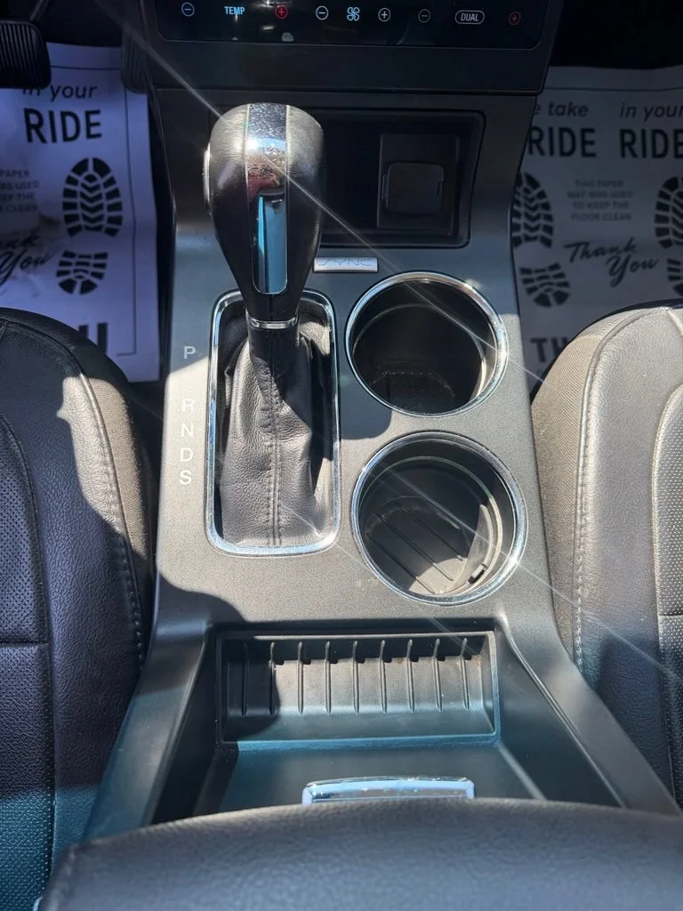 Used 2019 White Ford Limited image 14