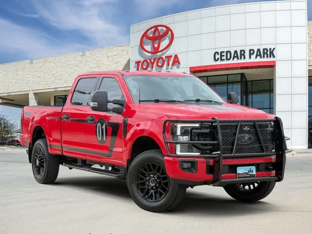 2022 Ford F-350 XLT 4x4 Crew Cab 6-1/2' Box SRW's photo
