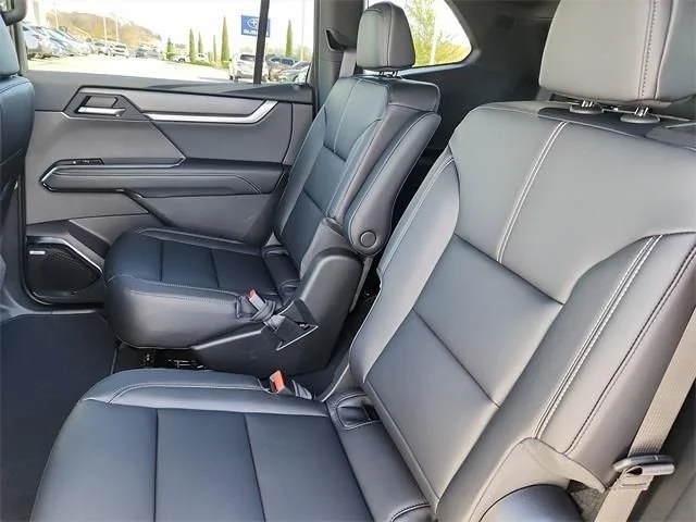 2026 GMC Acadia Elevation - Photo 16