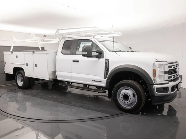 2026 Ford Chassis Cab XL