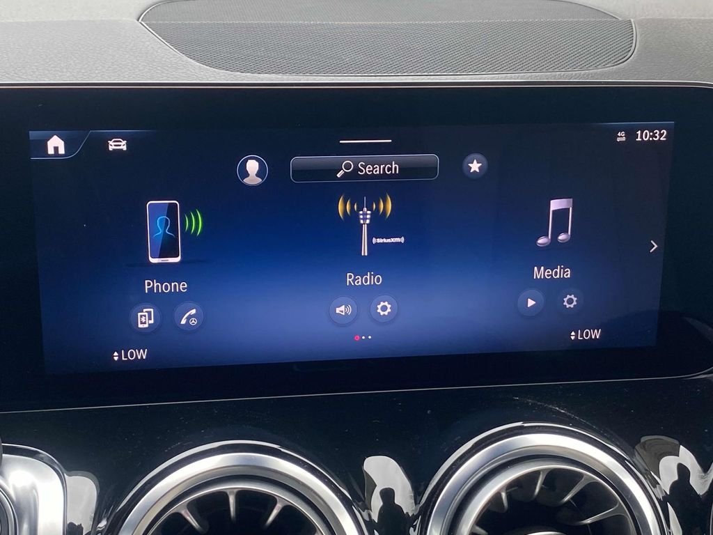 2025 Mercedes-Benz GLB Base - Photo 26