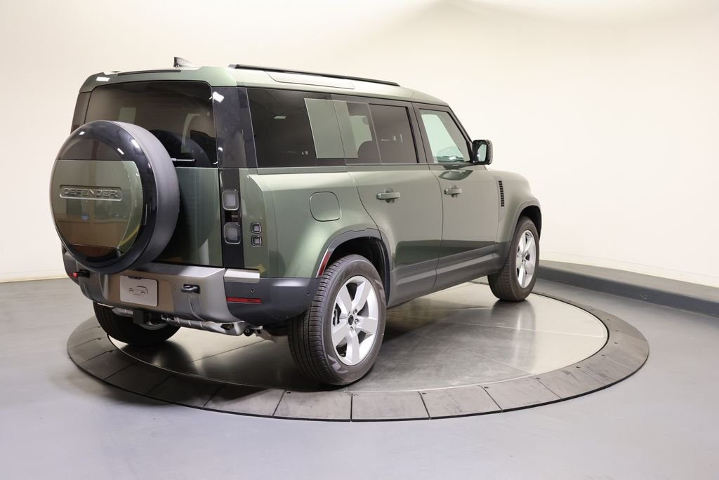 2026 Land Rover Defender S - Photo 5