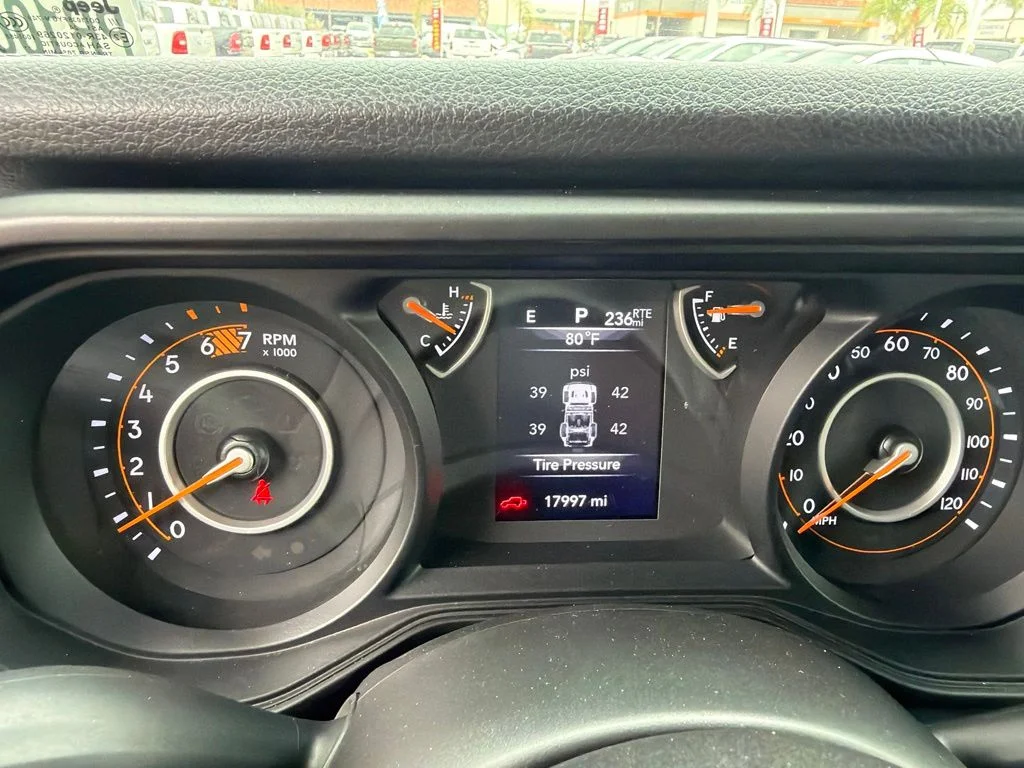 Used 2025 Black Jeep Sport S image 16