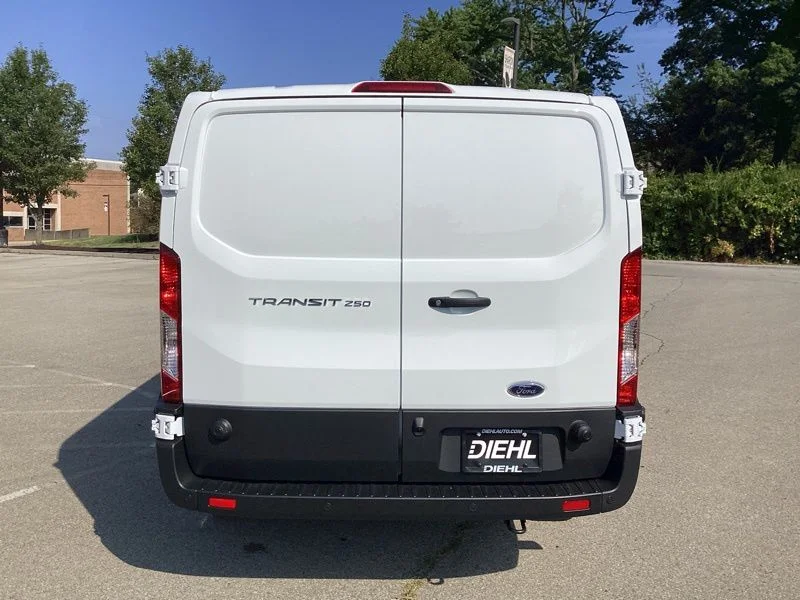 2025 Ford Transit Van Base - Photo 6