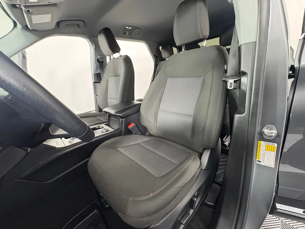 Used 2022 Gray Ford XLT image 15